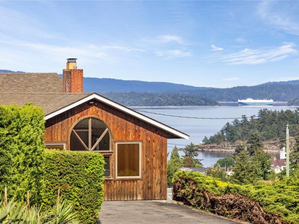 9921 Echo Hts, Chemainus, BC V0R 1K2