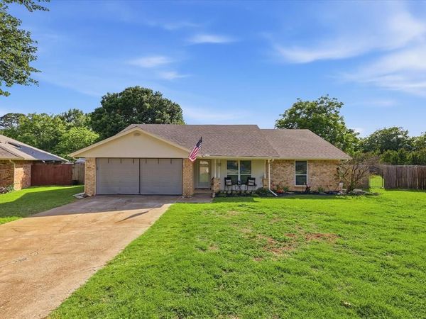 1003 Almond Court, Mansfield, TX 76063
