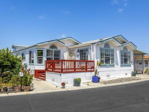 200 S Emerald Dr. #71, Vista, CA 92081