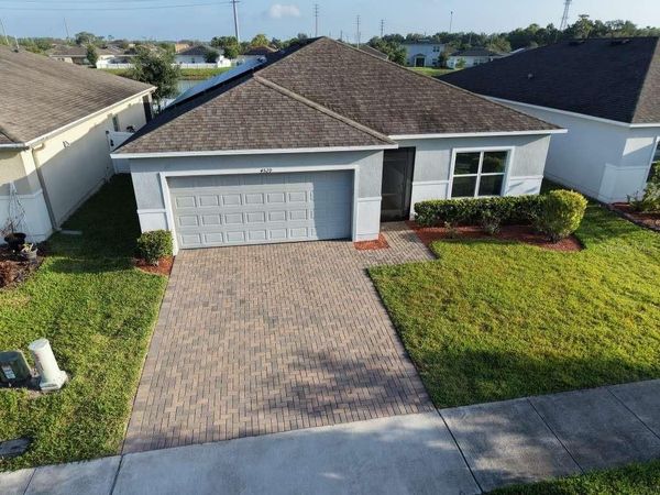 4529 LAKE RUSSELL ROAD, KISSIMMEE, FL 34746