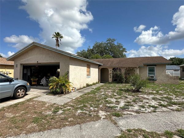 2306 LINCOLN COURT , BRANDON, FL 33510