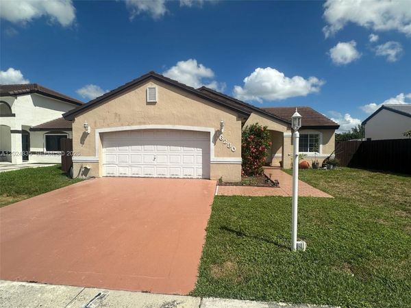 16280 SW 77th Ter , Miami, FL 33193