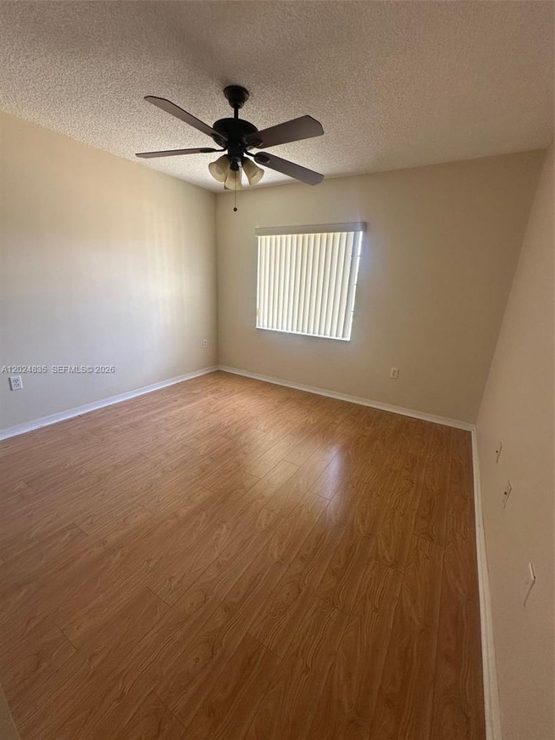 16280 SW 77th Ter, Miami, FL 33193 Photo