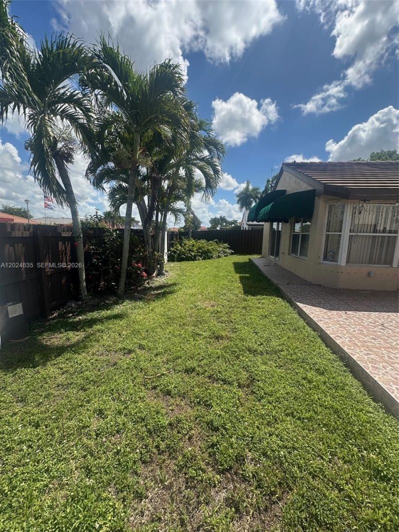 16280 SW 77th Ter, Miami, FL 33193 Photo