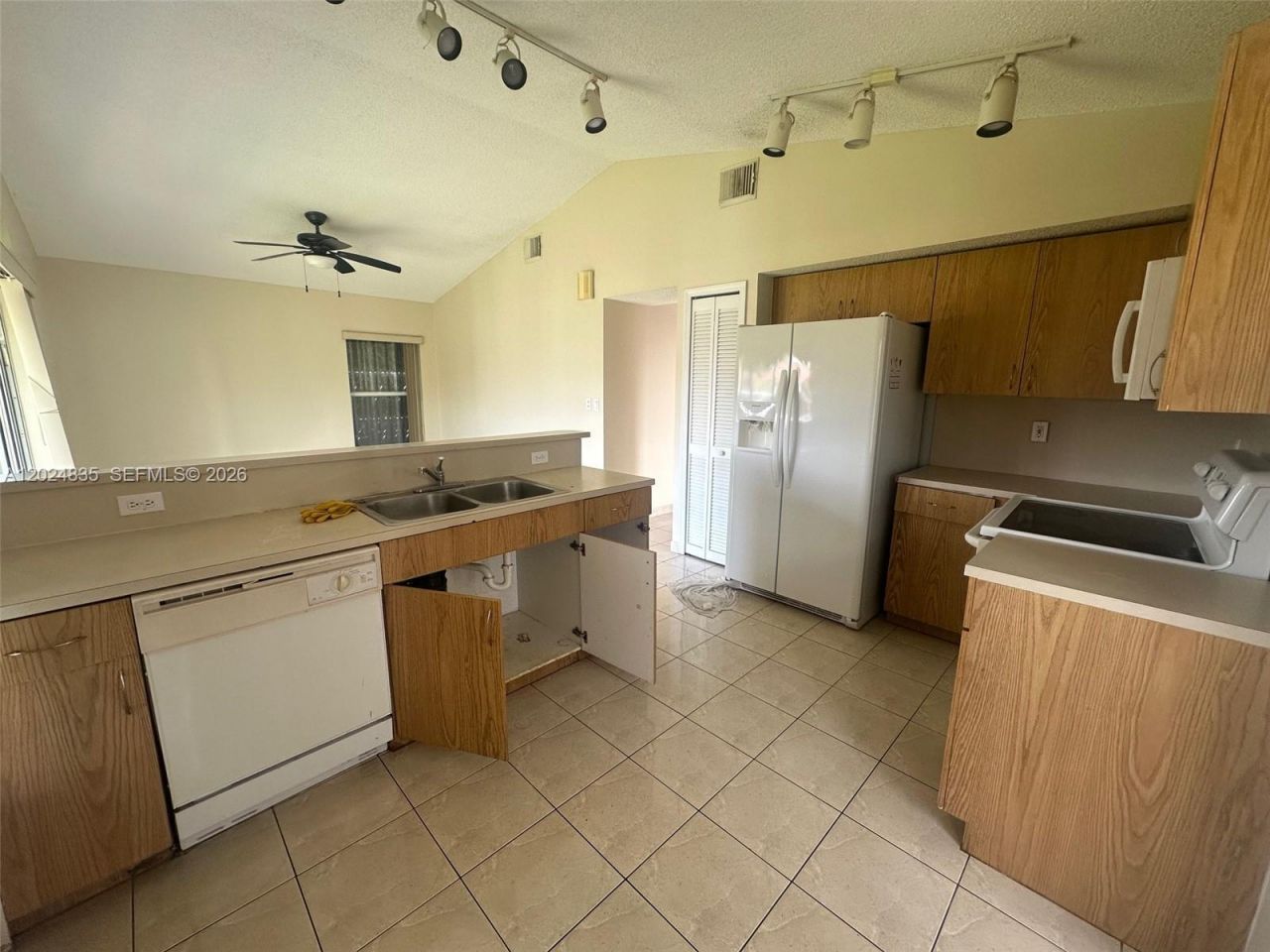 16280 SW 77th Ter, Miami, FL 33193 Photo