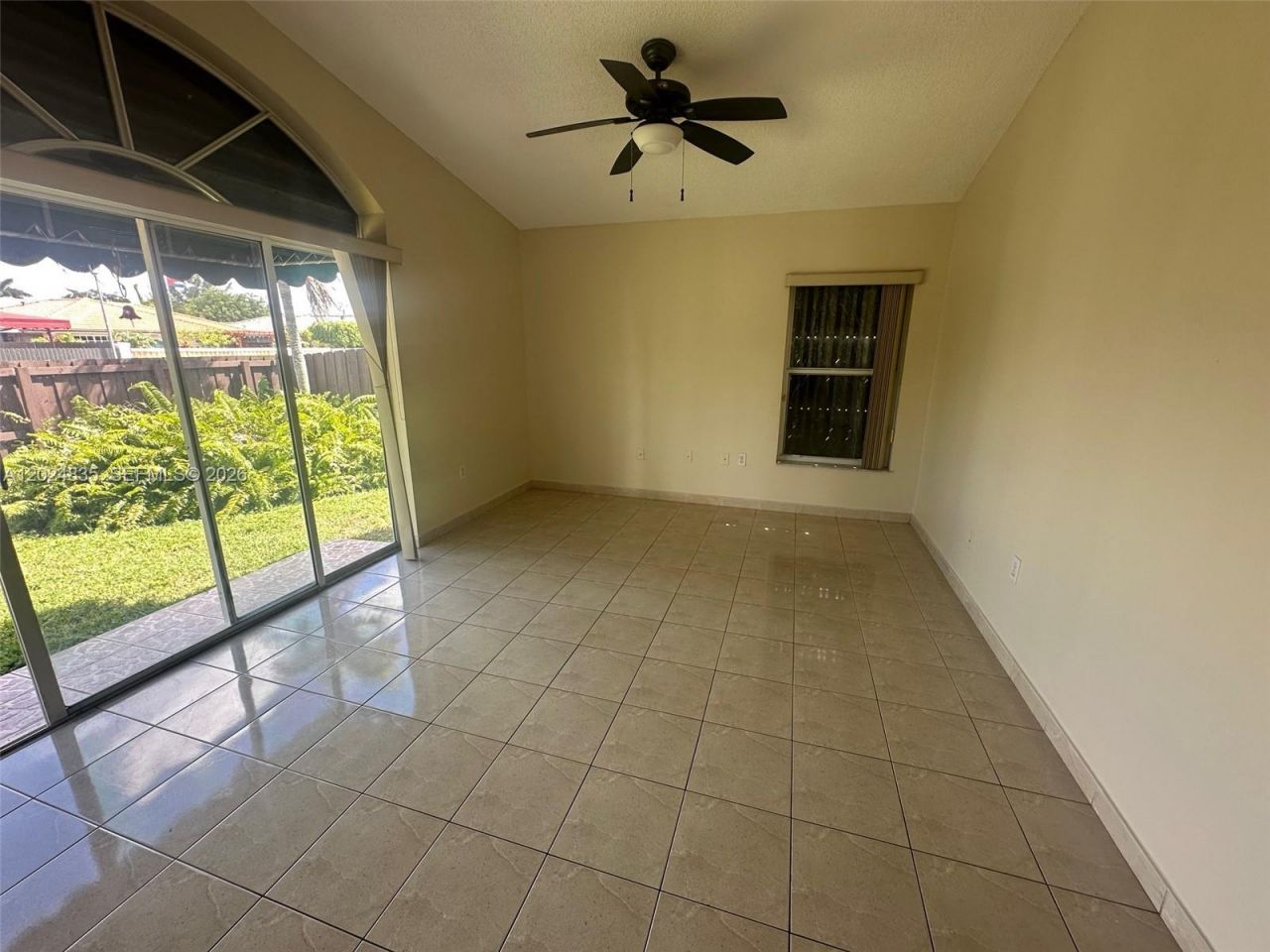 16280 SW 77th Ter, Miami, FL 33193 Photo