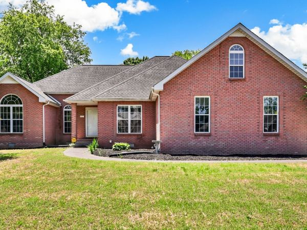 801 Isaac Ct , Clarksville, TN 37040