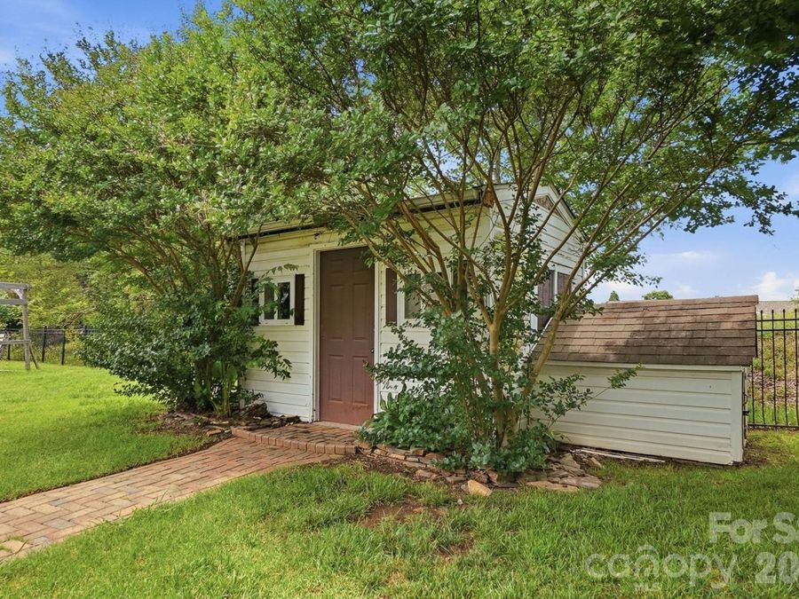 Property Image 40