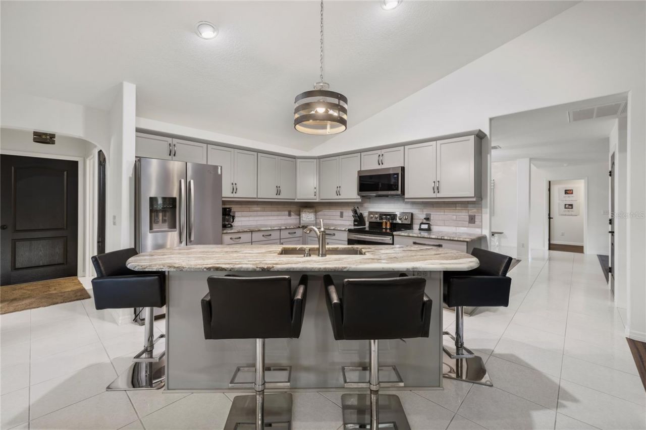 2900 Betty Drive, Deland, FL 32720 Photo