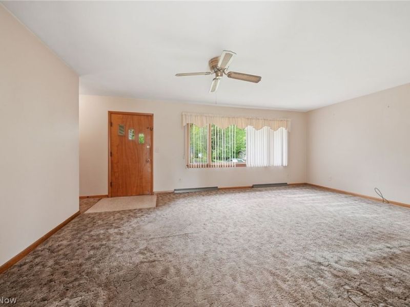 1471 Debra Drive, Ashtabula, OH 44004 Photo 4