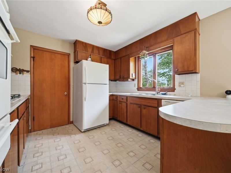 1471 Debra Drive, Ashtabula, OH 44004 Photo 7