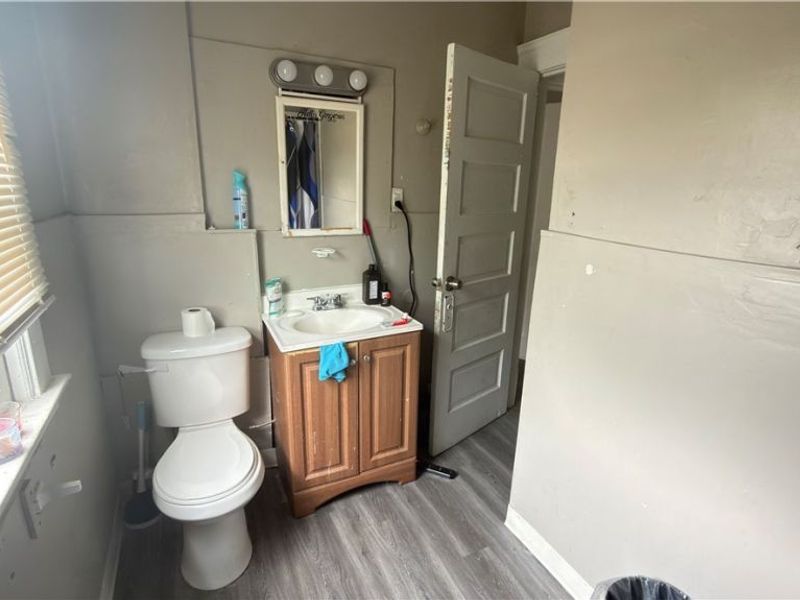 4297 E 139th Street, Cleveland, OH 44105 Photo 6