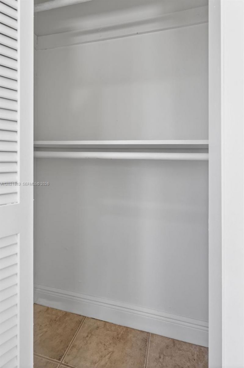 1020 94th St, Unit 301, Bay Harbor Islands, FL 33154 Photo