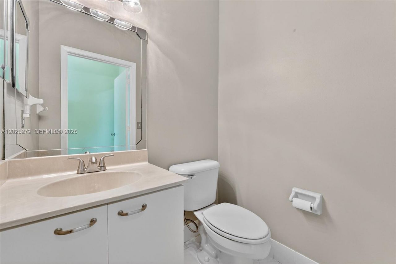 15657 NW 12th Mnr, Pembroke Pines, FL 33028 Photo