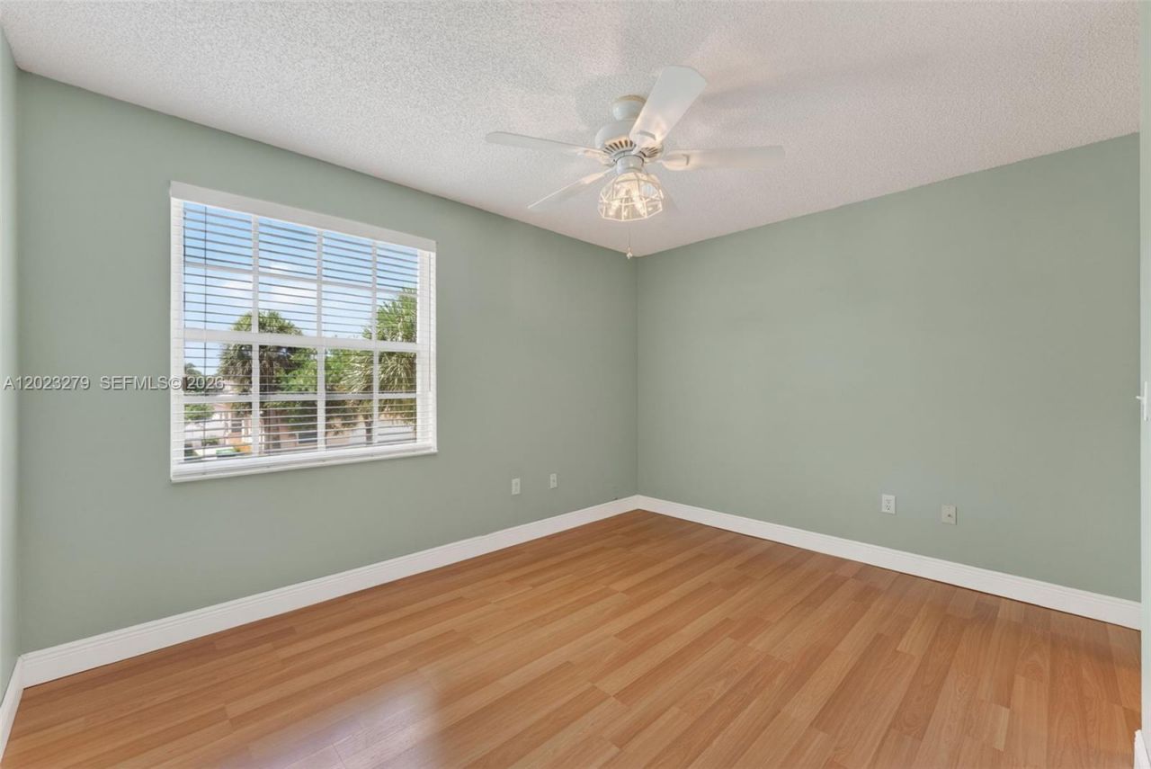 15657 NW 12th Mnr, Pembroke Pines, FL 33028 Photo