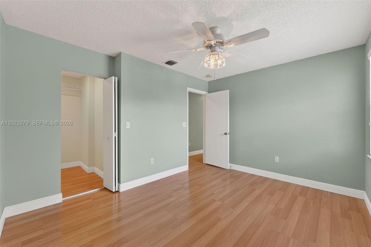 15657 NW 12th Mnr, Pembroke Pines, FL 33028 Photo