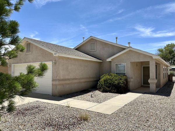 909 Benjamin Drive SE, Rio Rancho, NM 87124