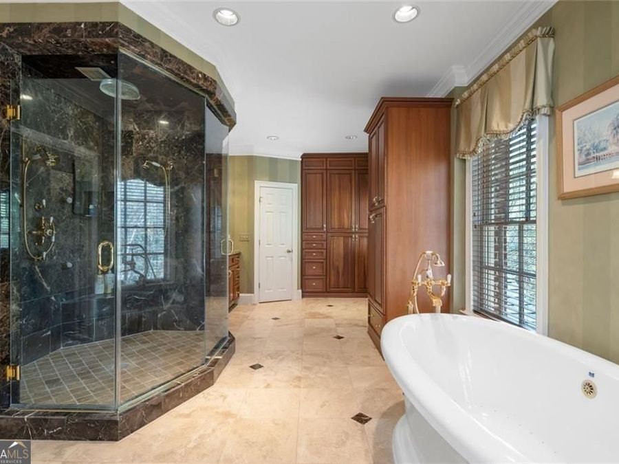Property Image 38