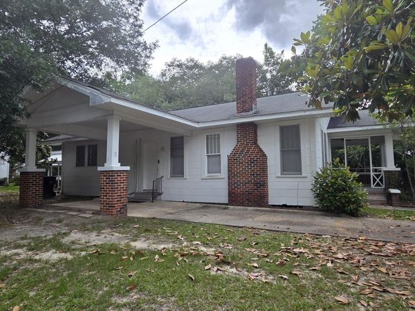 233 S 12th Ave., Hattiesburg, MS 39401