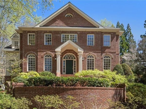 220 Sheridan Point Lane NE, Sandy Springs, GA 30342