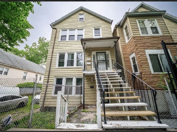 8942 S Baltimore Avenue , Chicago, IL 60617