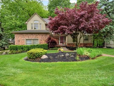 28335 Golf Pointe Boulevard, Farmington Hills, MI 48331