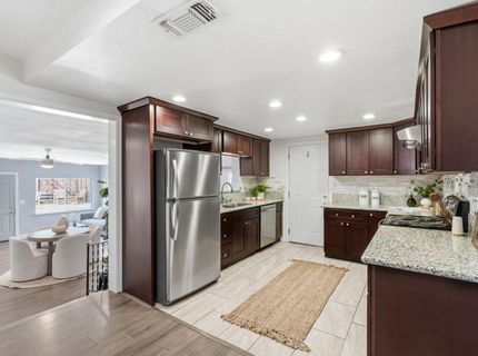 1457 Shirley Dr, Sacramento, CA 95822 Photo