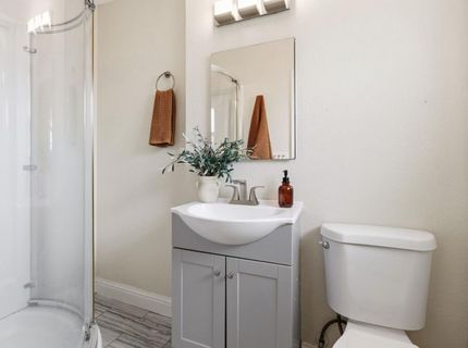 1457 Shirley Dr, Sacramento, CA 95822 Photo