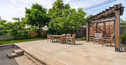 1457 Shirley Dr, Sacramento, CA 95822 Photo