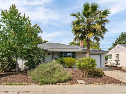 1457 Shirley Dr, Sacramento, CA 95822 Photo