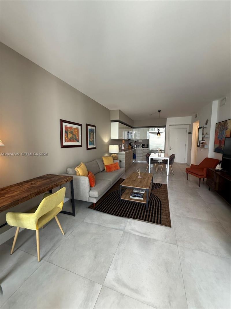 1300 Brickell Bay Dr, Unit 1007, Miami, FL 33131 Photo
