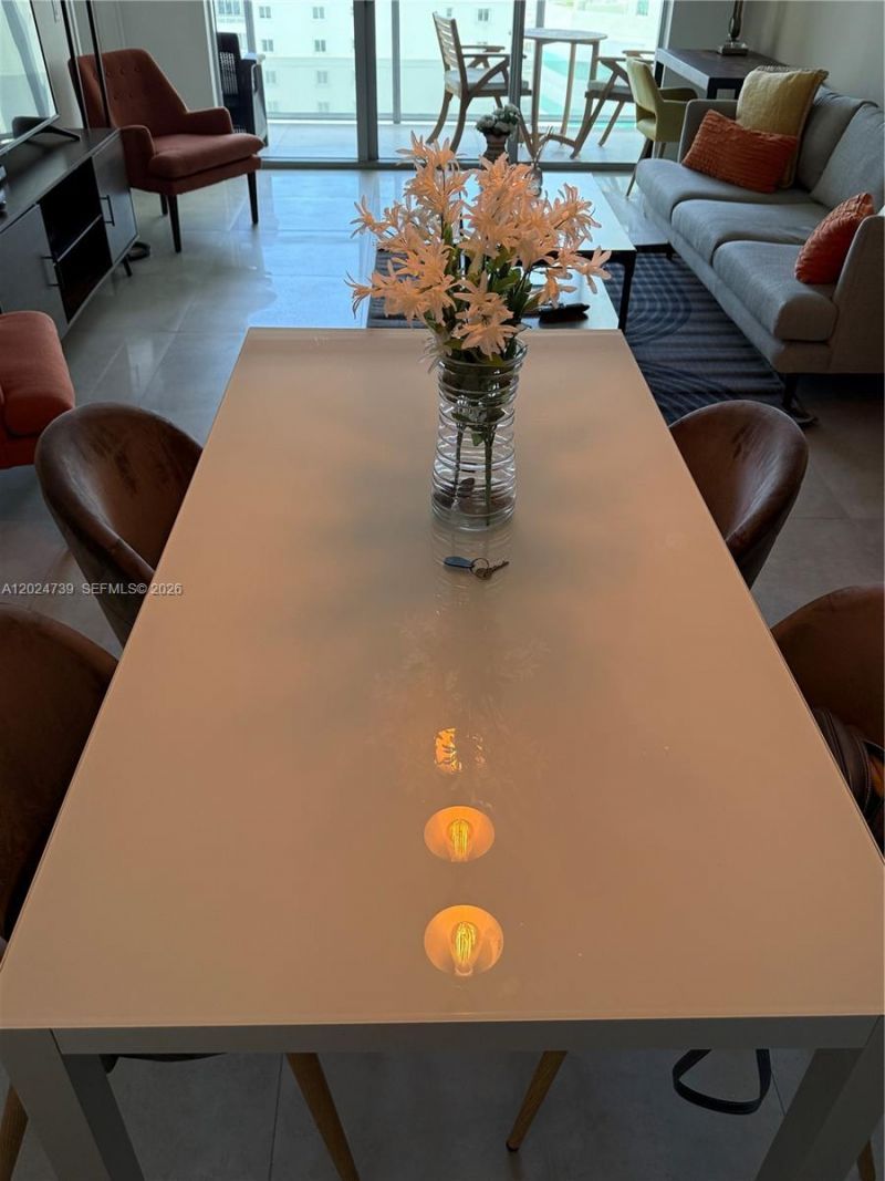 1300 Brickell Bay Dr, Unit 1007, Miami, FL 33131 Photo
