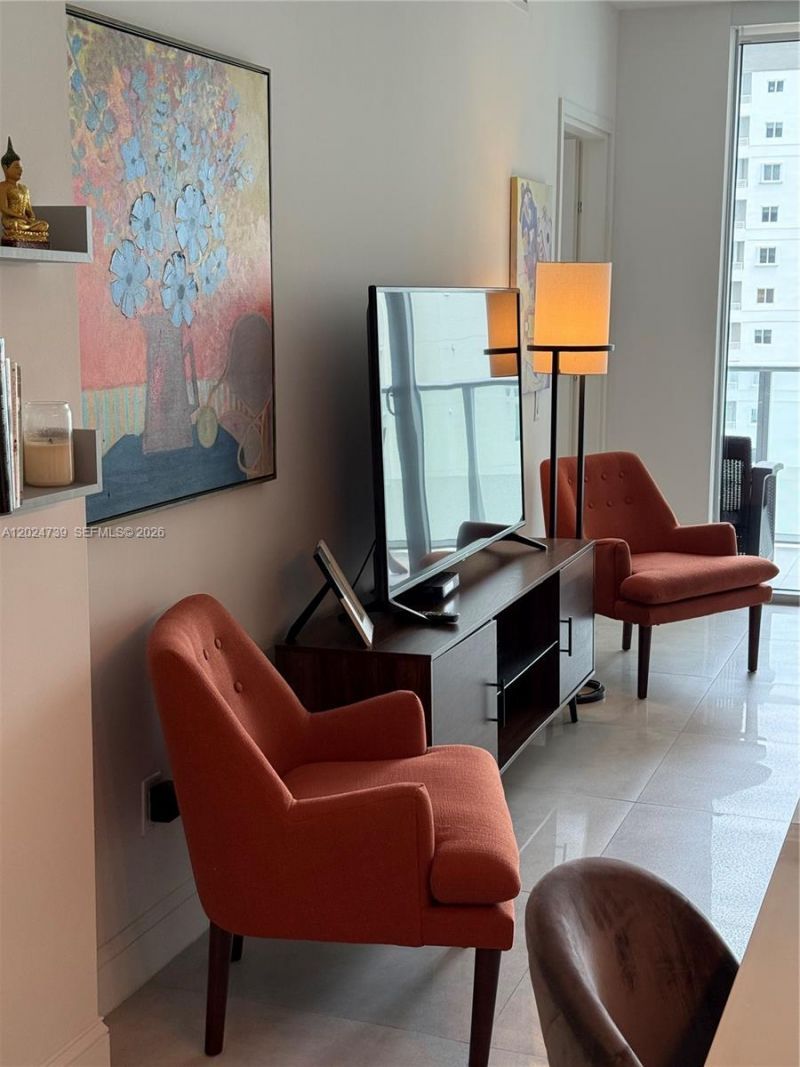 1300 Brickell Bay Dr, Unit 1007, Miami, FL 33131 Photo