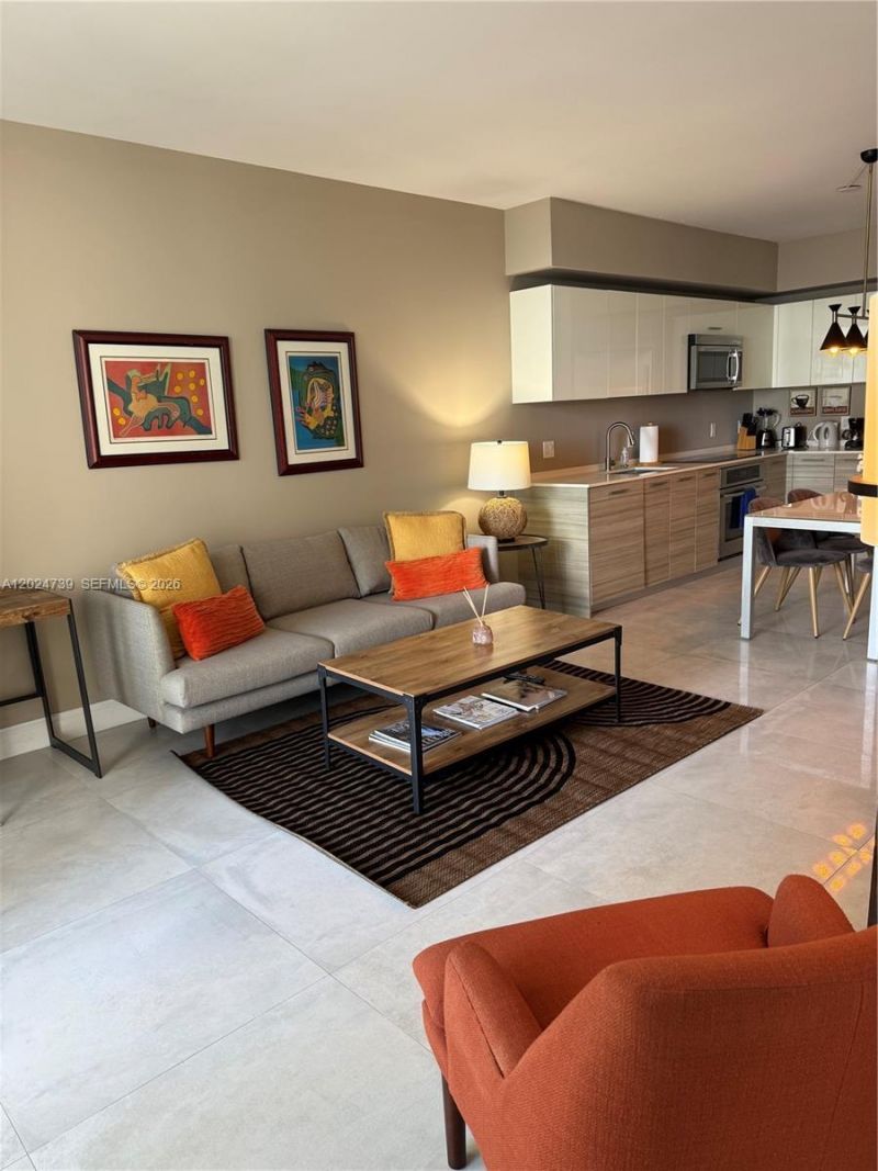 1300 Brickell Bay Dr, Unit 1007, Miami, FL 33131 Photo