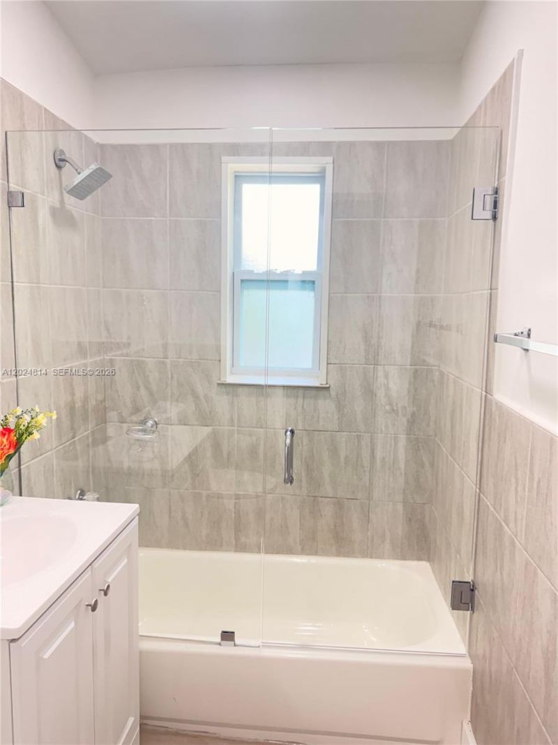 1632 NW 18th Ave , Fort Lauderdale, FL 33311 Photo