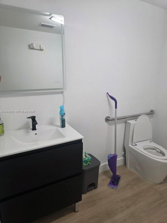 3560 Work Dr , Unit B-6, Fort Myers, FL 33916 Photo