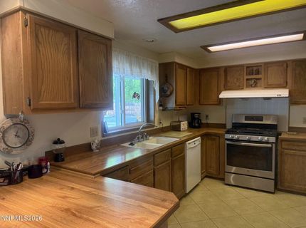 17465 Fantail Street, Reno, NV 89508 Photo