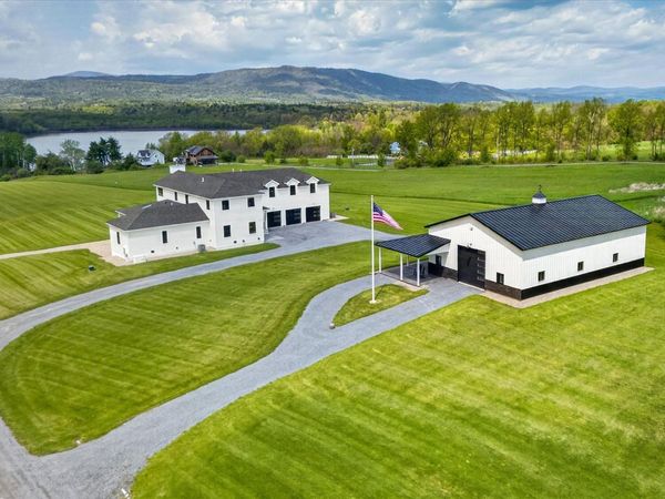 4362 Lake Street, Bridport, VT 05734