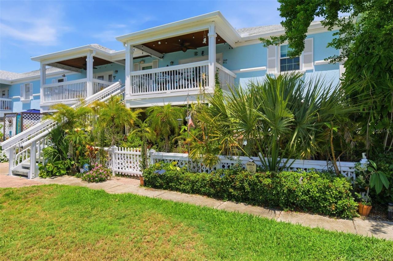 144 Pompano Drive Se, Unit A, Saint Petersburg, FL 33705 Photo
