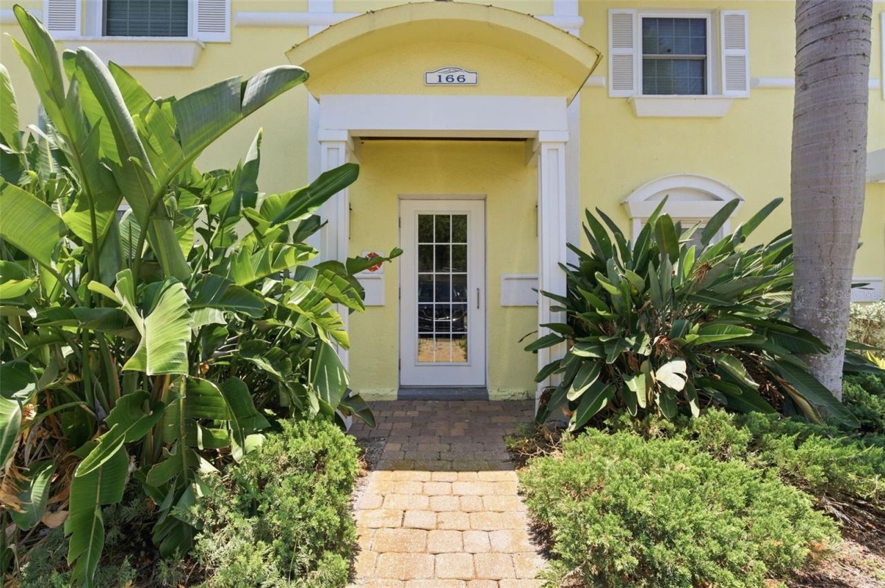 144 Pompano Drive Se, Unit A, Saint Petersburg, FL 33705 Photo