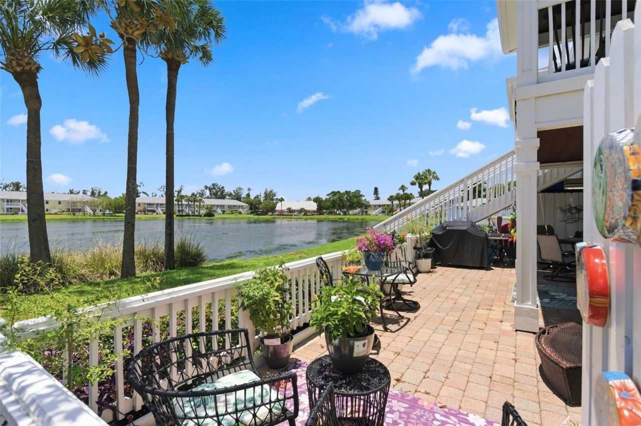 144 Pompano Drive Se, Unit A, Saint Petersburg, FL 33705 Photo