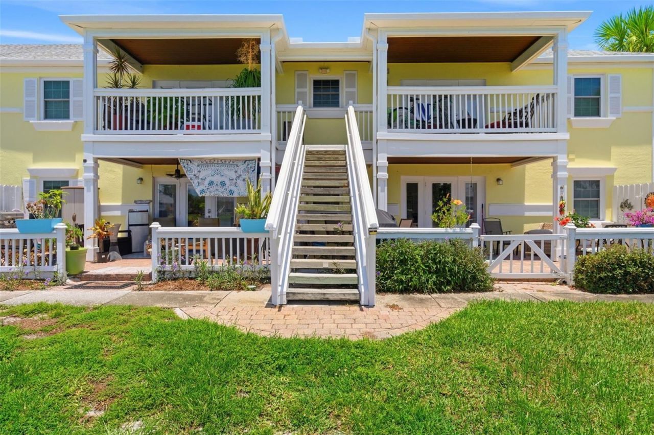 144 Pompano Drive Se, Unit A, Saint Petersburg, FL 33705 Photo