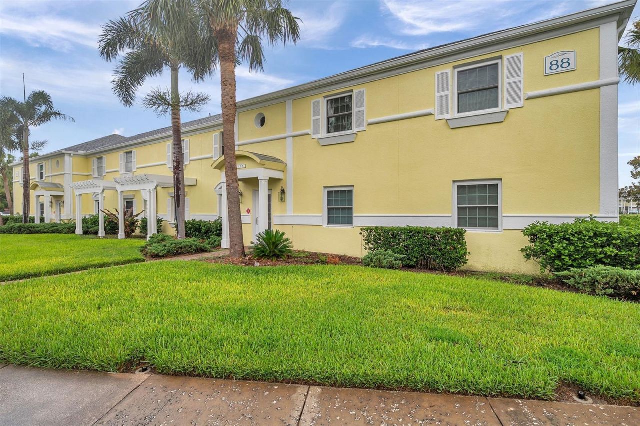 144 Pompano Drive Se, Unit A, Saint Petersburg, FL 33705 Photo