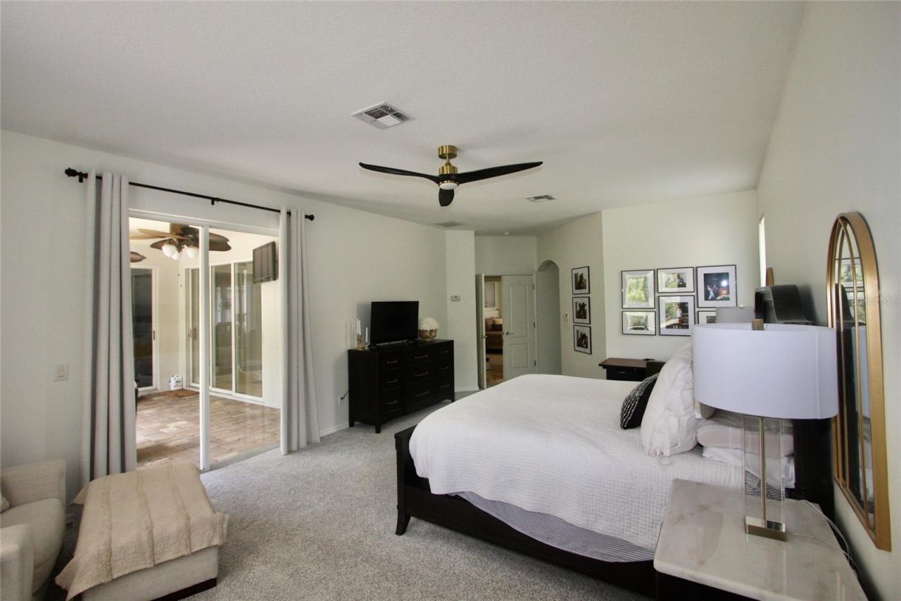 9041 Laurel Ridge Drive , Mount Dora, FL 32757 Photo