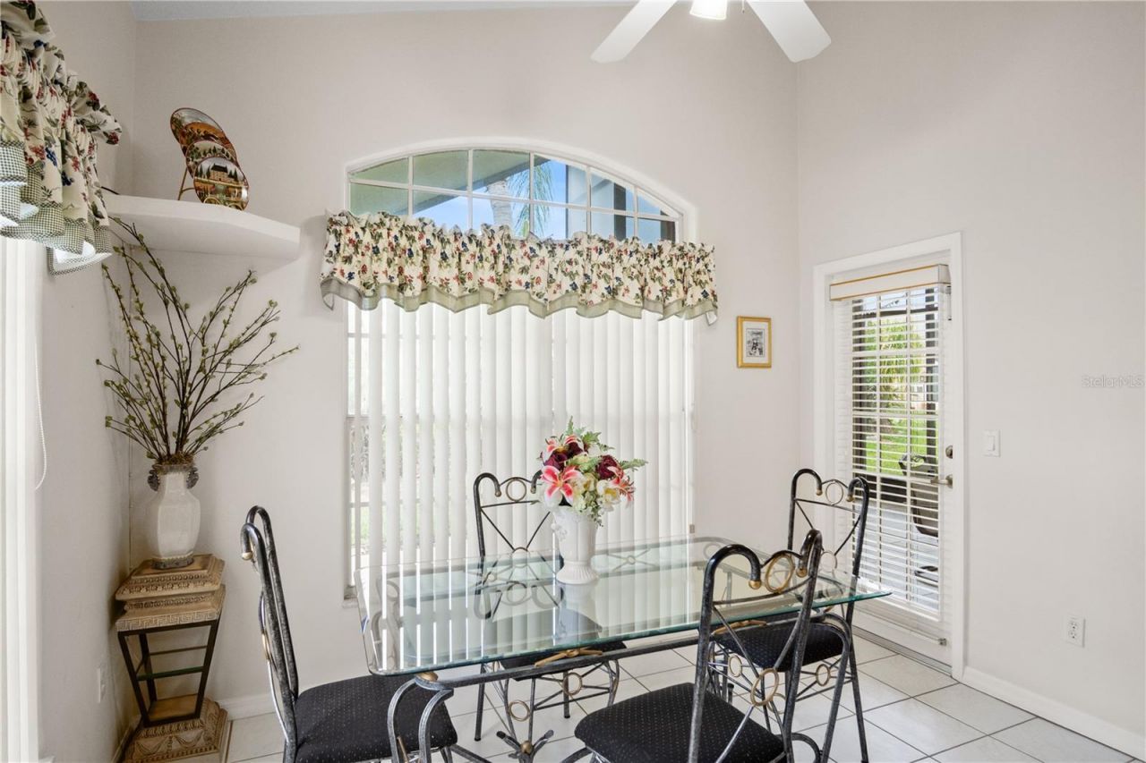 223 Ridge View Drive, Davenport, FL 33837 Photo