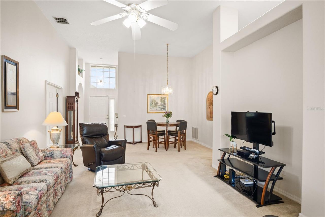 223 Ridge View Drive, Davenport, FL 33837 Photo