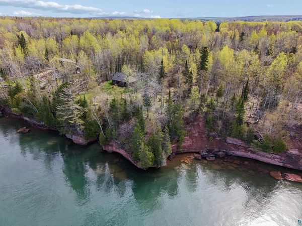 89095 W Romans Point Rd, Cornucopia, WI 54827