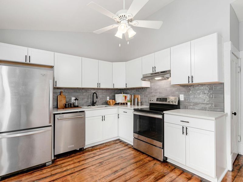 146 E 4th Avenue , Columbus, OH 43201 Photo 10