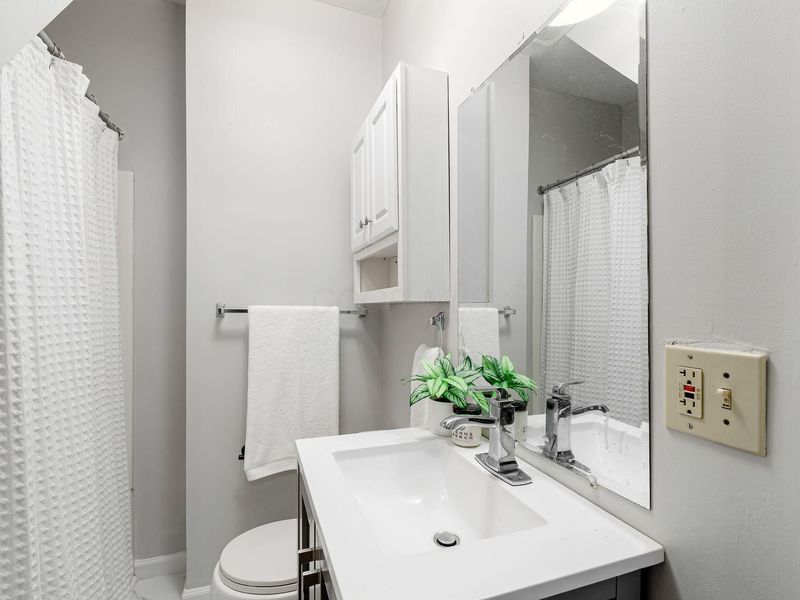 146 E 4th Avenue , Columbus, OH 43201 Photo 13