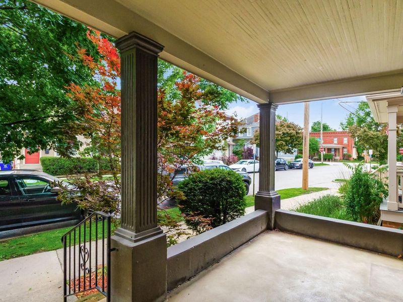 146 E 4th Avenue , Columbus, OH 43201 Photo 3